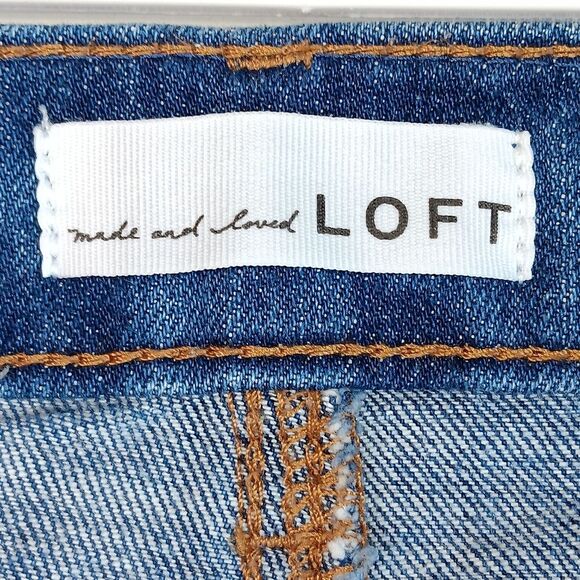 LOFT Women’s Denim Jean Shorts Blue Size 4 Button Fly Raw Hem - Picture 6 of 8